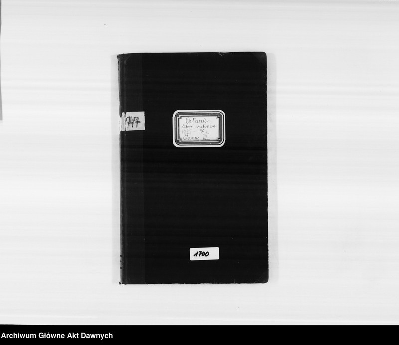 image.from.unit.number "Parafia: Grzymałów. Dekanat: Skałat. Księga metrykalna urodzeń tylko dla wsi Ostapie*. Tom III."