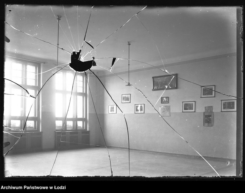 Obraz 2 z jednostki "[Fragment sali - wnętrze]"