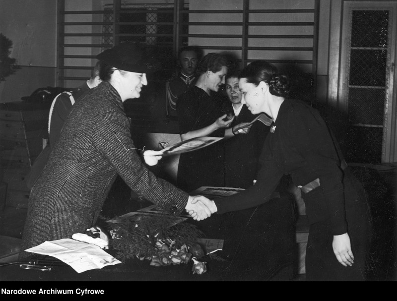 Obraz 5 z jednostki "Centralne Zawody Strzeleckie Kobiet w Warszawie"