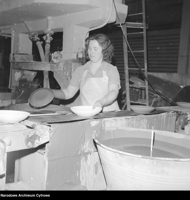 image.from.unit.number "Zakłady Porcelitu Stołowego w Pruszkowie"