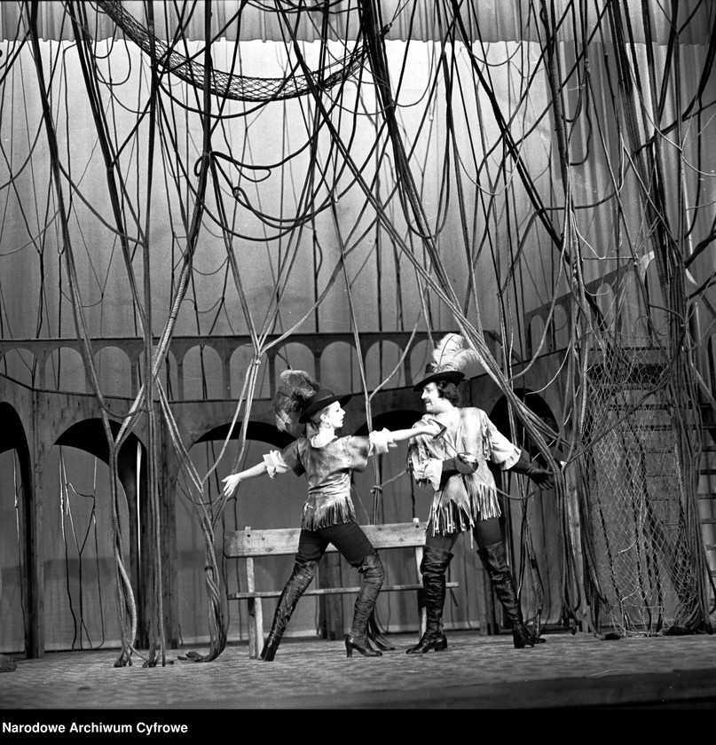 image.from.unit.number "Warszawa. Teatr Nowy - Sztuka "Zielony Gil""