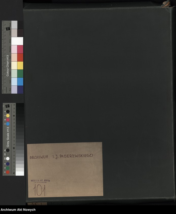 image.from.unit.number ""LXX Ignacemu Paderewskiemu - Łodzianie". Album pamiątkowy, oprawny w skórę, strona tytułowa obita srebrem"