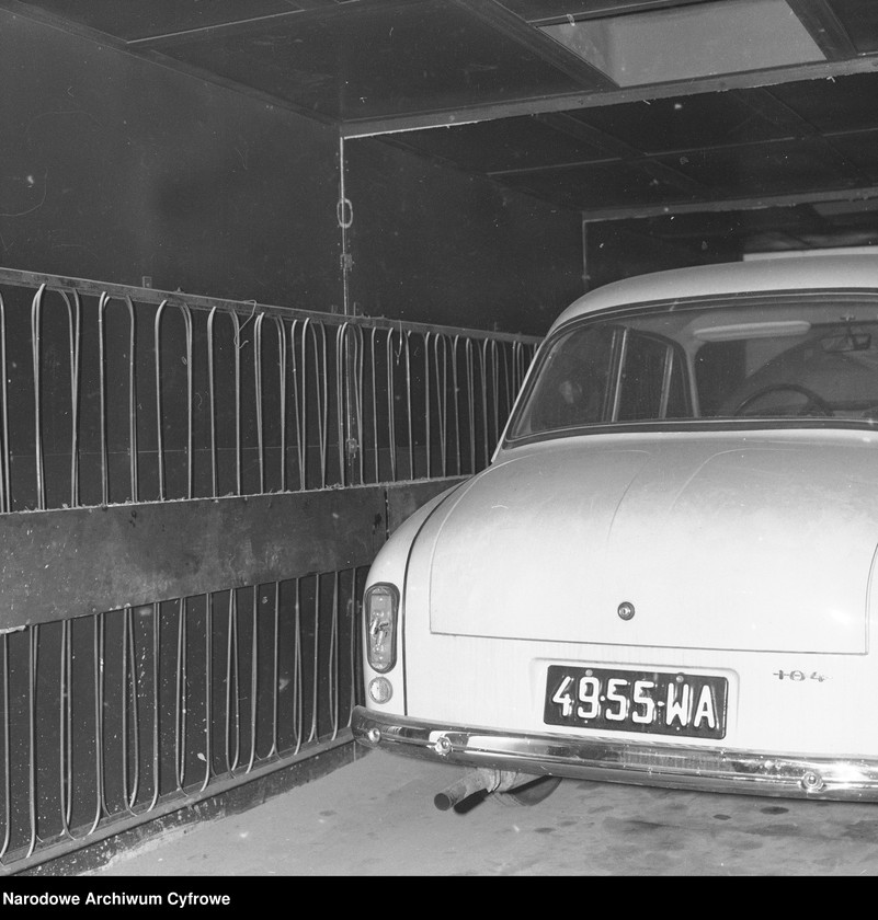 image.from.unit.number "Stacje obsługi Stołecznego Przedsiębiorstwa Usług Motoryzacyjnych w Warszawie"