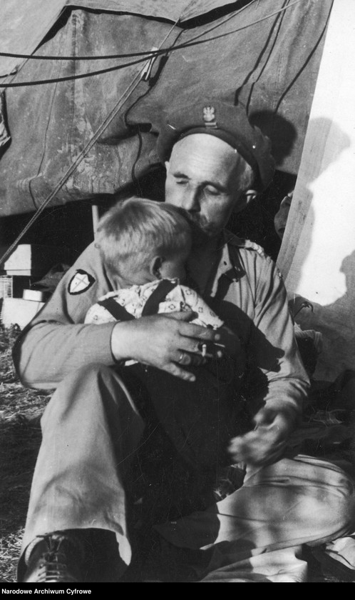 image.from.unit.number "2 Warszawska Dywizja Pancerna"