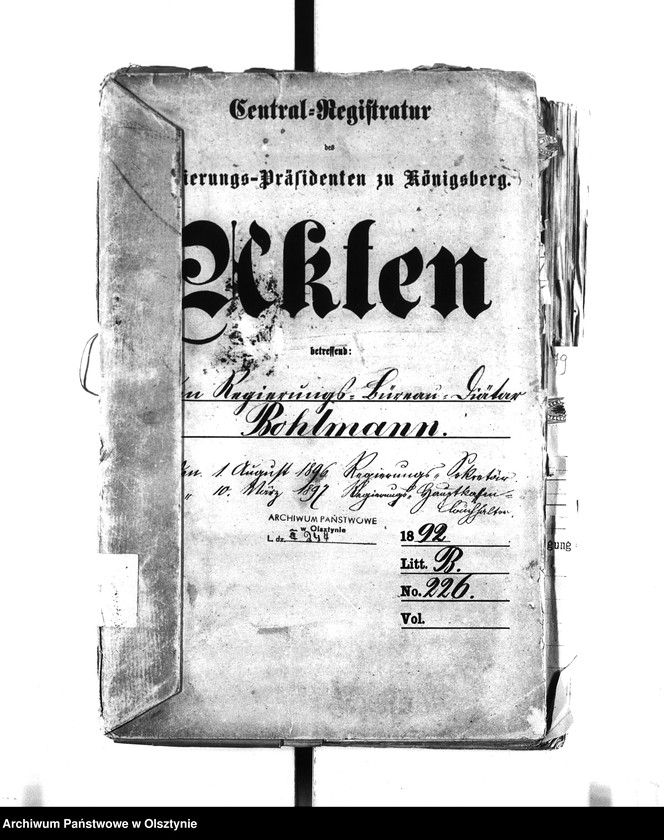 image.from.unit.number "Regierungs-Büreau-Diätar Bohlmann [Johann] den 1. August 1896 Regierungs-Sekretär den 10. März 1897 Regierungs-Hauptkassen Buchhalter"