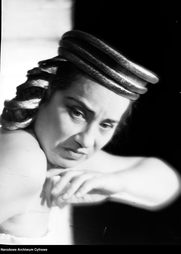 image.from.unit.number "Warszawa. Teatr Narodowy - sztuka "Fedra""