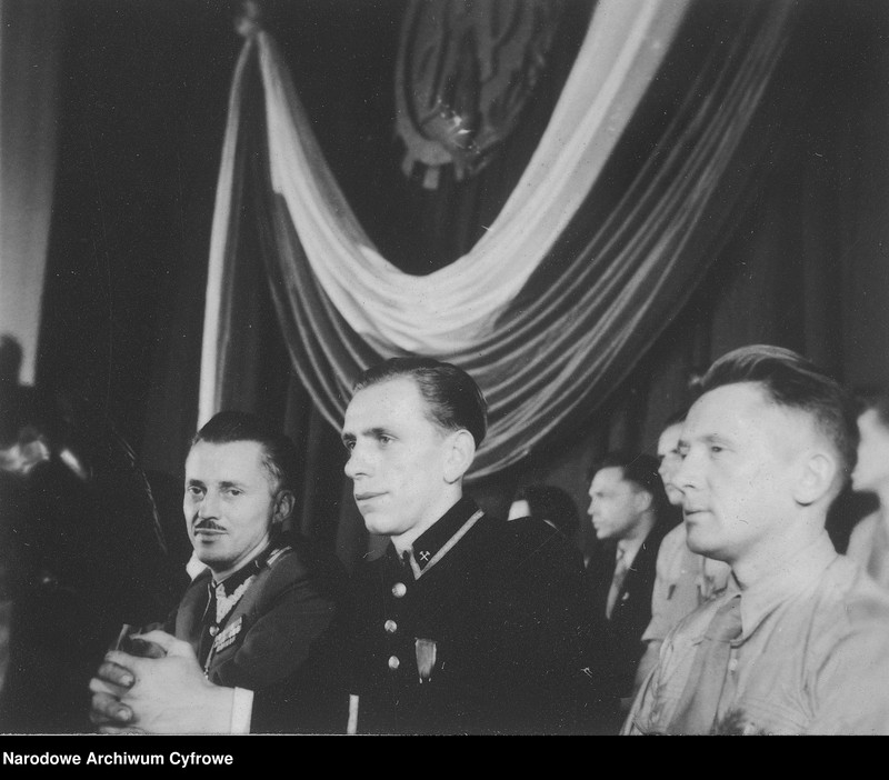 image.from.unit.number "Kongres Jedności Młodzieży Polski Ludowej we Wrocławiu"