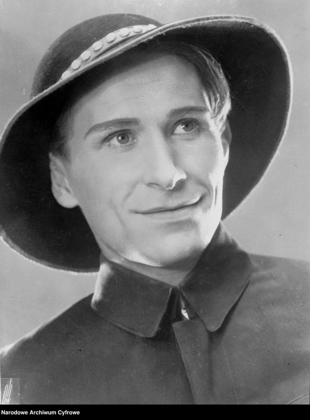 image.from.unit.number "Film "Zamarłe echo""