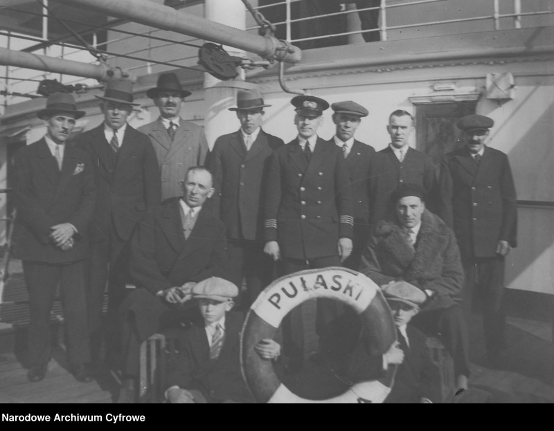 image.from.collection.number "Polska żegluga oceaniczna111"