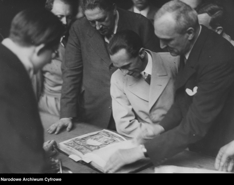 image.from.unit.number "Wizyta oficjalna ministra propagandy Niemiec Josepha Goebbelsa w Polsce"