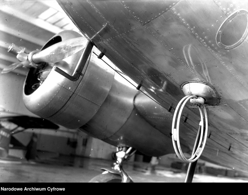 image.from.unit.number "Samolot pasażerski Lockheed L-10 Electra (SP-BGH)"