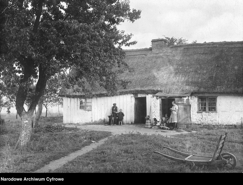 image.from.collection.number "Wieś polska w okresie II RP111"