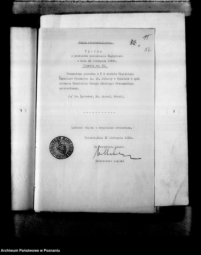 Obraz 16 z jednostki "Miejskie Gimnazjum Żeńskie imienia Błogosławionej Jolanty Gniezno [między innymi sprawozdanie z pracy wychowawczej za rok szkolny 1932/33 oraz budżet miasta Gniezna 1933/34]"