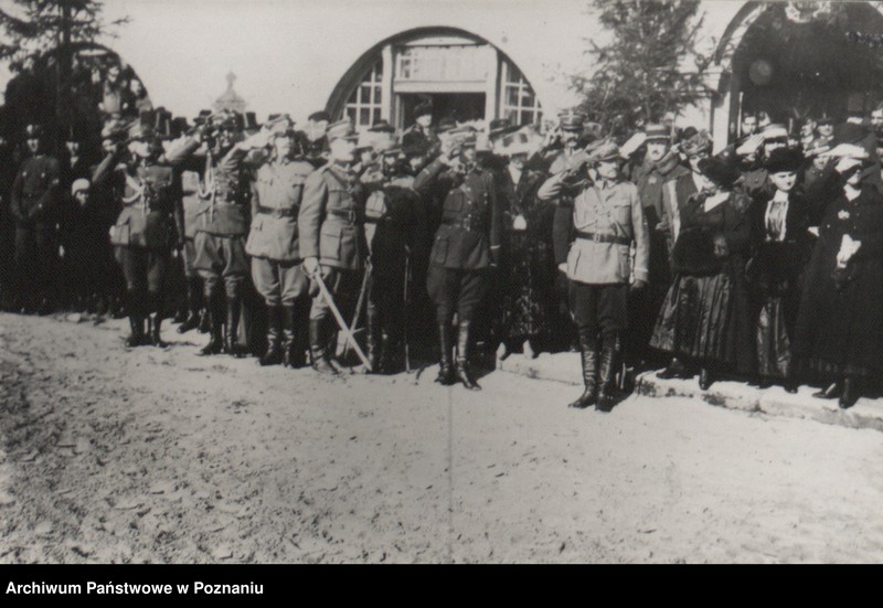 Obraz 3 z jednostki "Defilada wojskowa w Chodzieży."