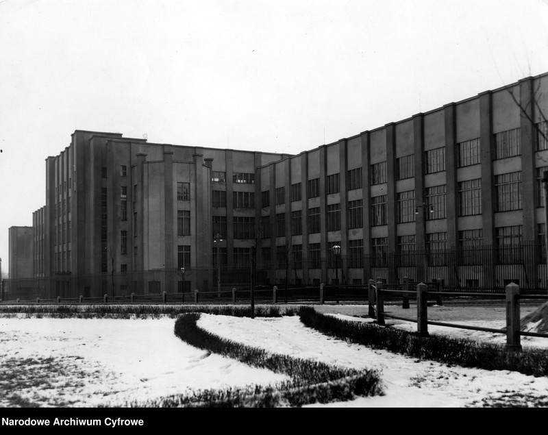 image.from.unit.number "Państwowa Wytwórnia Papierów Wartościowych w Warszawie"