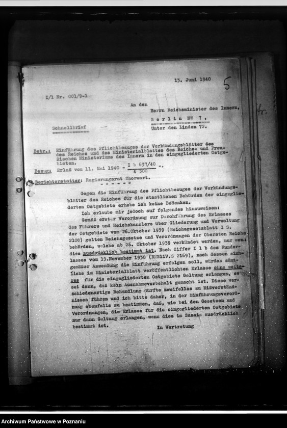 Obraz 9 z jednostki "Przepisy i korespondencja w sprawie dzienników urzędowych, ksiąg adresowanych itp.."