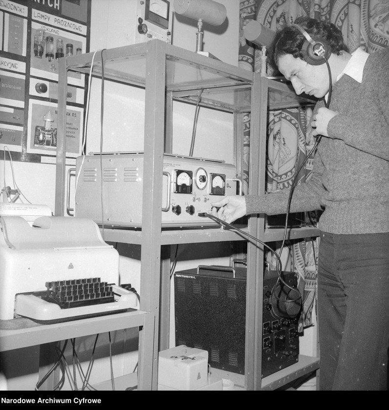 image.from.unit.number "Technikum Gospodarki Wodnej w Dębem"