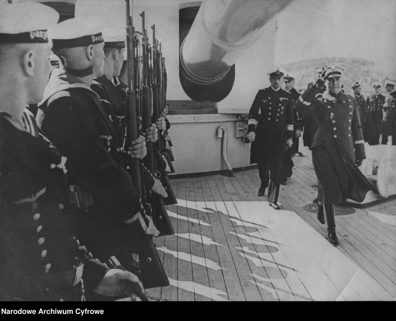 image.from.unit.number "Wizyta niszczycieli ORP "Burza" i ORP "Wicher" w Niemczech"