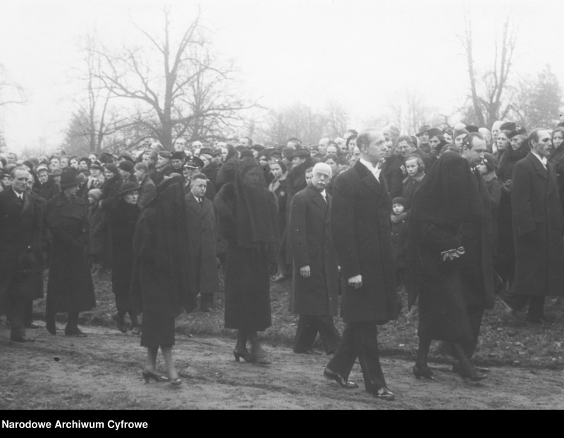 image.from.unit.number "Pogrzeb księcia pszczyńskiego Jana Henryka XV von Hochberg"