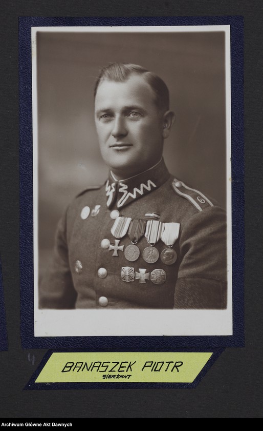 Obraz 12 z jednostki "Zbiór fotografii. Album Korpus podoficerów zawodowych 6 pułku piechoty Legionów. Wilno 28 VII 1934."