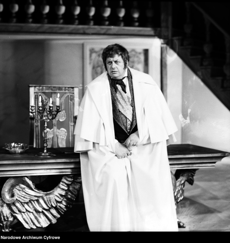 image.from.unit.number "Warszawa. Teatr Nowy - sztuka "Lelewel""