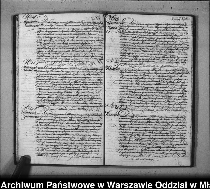 image.from.unit.number "Akta urodzin, małżeństw i zgonów"