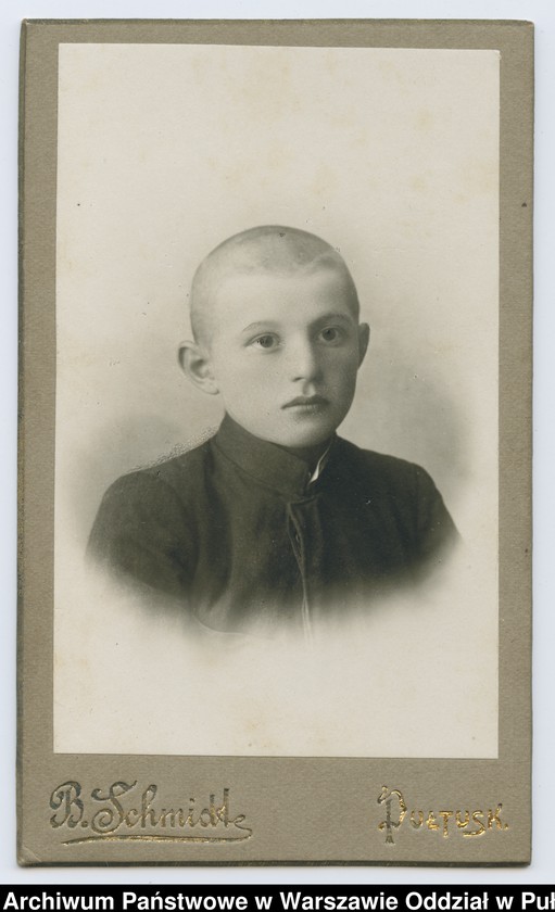 Obraz 21 z kolekcji "Chłopcy w niebieskich mundurkach... - uczniowie pułtuskiego Gimnazjum z okresu I wojny światowej"
