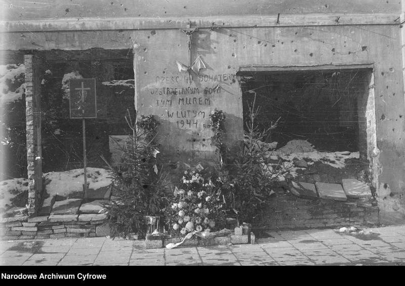 image.from.unit.number "Miejsca egzekucji i mogiły poległych w Warszawie"