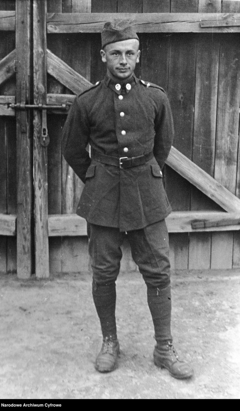 image.from.unit.number "Roman Stupnicki"