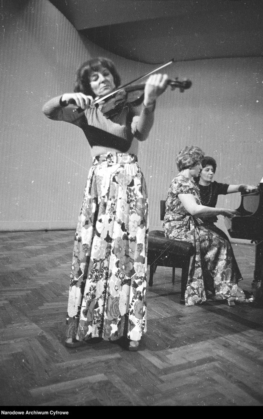 image.from.unit.number "Wanda Wiłkomirska"
