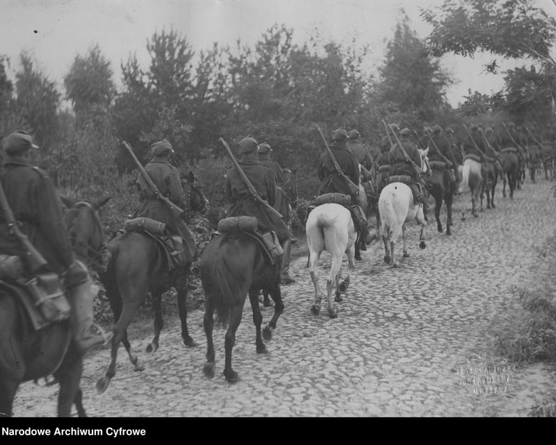 Obraz 20 z jednostki "Święto Kawalerii w Krakowie z okazji 250 rocznicy Odsieczy Wiedeńskiej "