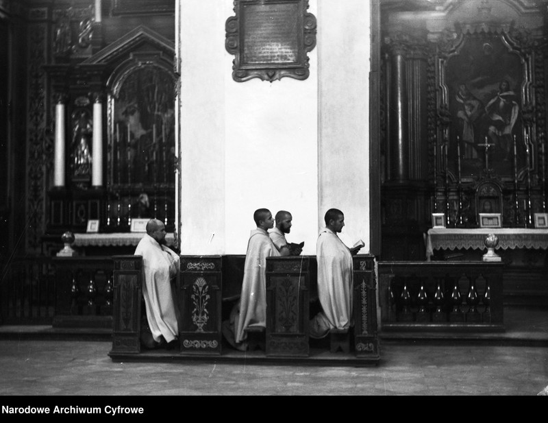 image.from.unit.number "Klasztor Kamedułów na Bielanach w Krakowie"