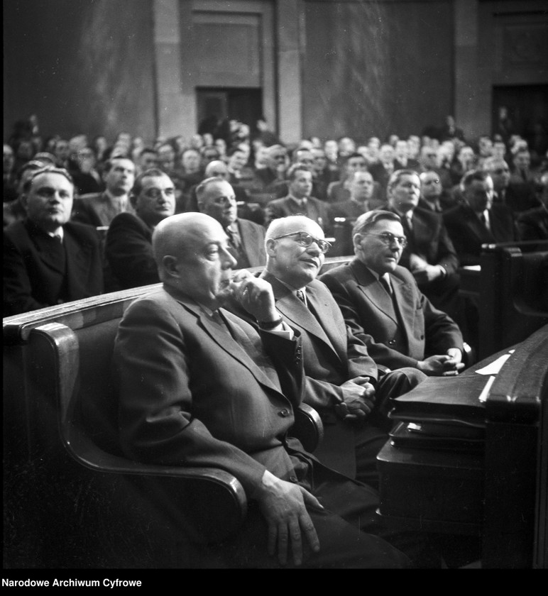 image.from.unit.number "Pierwsza sesja Sejmu II kadencji "